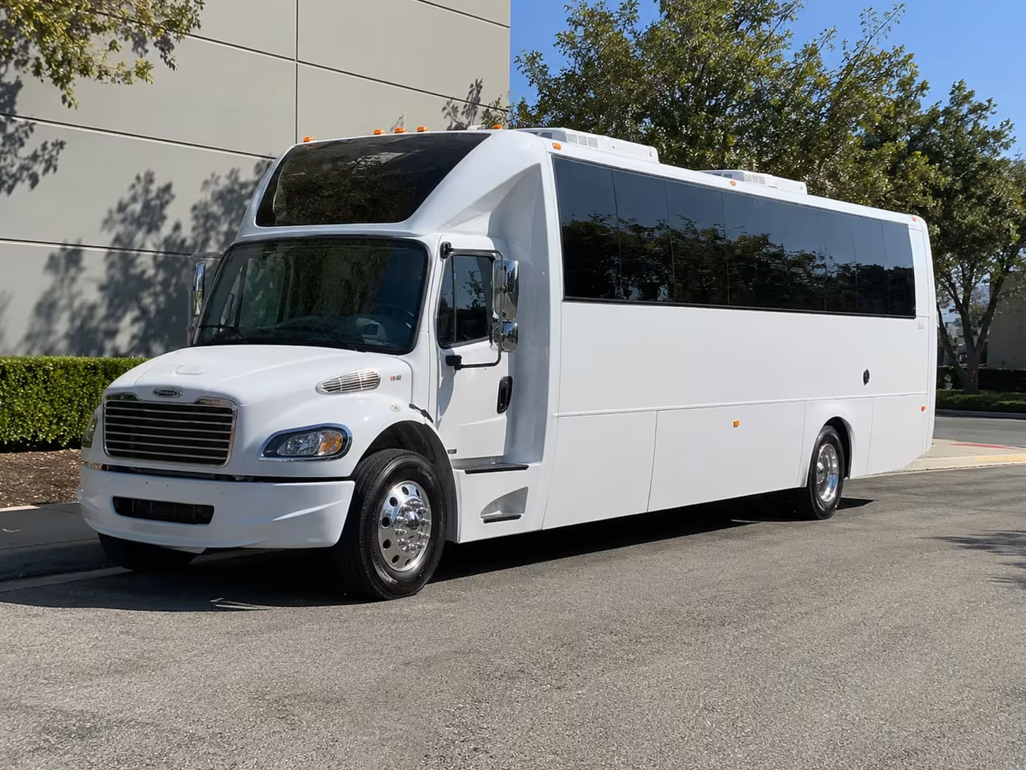 south san francisco party bus rentals for pre prom pickups